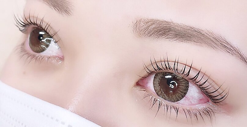 〈再来〉パリジェンヌラッシュリフト[次世代まつ毛パーマ/上］￥6,000