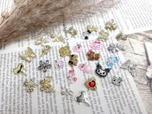 最新トレンドにもいち早く対応♪【豊富なネイルパーツ多数○】