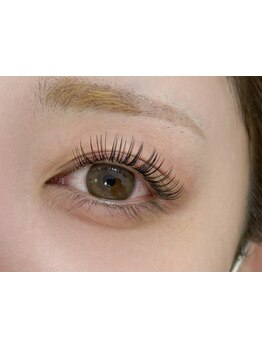 ボリュームのある目元にしたい