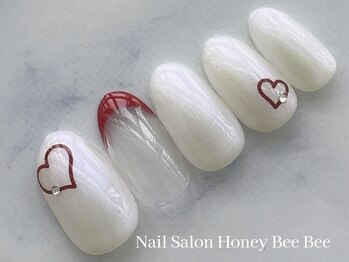 ハニービービー(Honey Bee Bee)/ハートポイントネイル