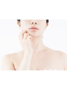 ホウレイ線・たるみ改善！予防ケア