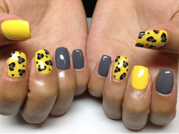 ラウト デコレーションアンドネイルサロン(Lauto Decoration&Nail Salon)/ヒョウ柄ネイル