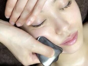 ズミレガーロ(Zumiregalo)/フェイスラインもすっきり☆