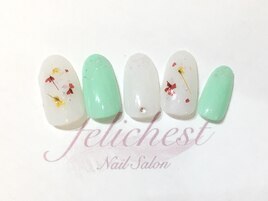 押し花ネイル￥6,900