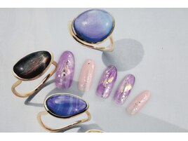 宝石ネイル