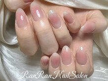 ランラン 池袋(RanRan)/チークネイルで指先に血色感