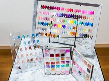 リーゼ(Liese)の写真/【武里駅から徒歩5分】カラー300色・パーツ200種類ご用意◎理想の指先にお仕上げいたします♪