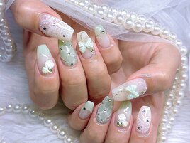 黄緑ネイル &nbsp;ガーリー