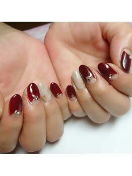 ボルドー秋フレンチネイル