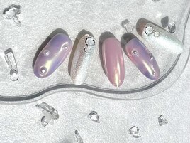 オーロラ　ピンク　キレイめ