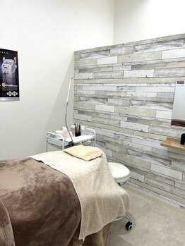 ドクターアリィ 岐南店(Dr.ALII)/アイメニュー施術スペース