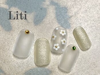 リティ(Liti)/No.115 シンプル フラワーネイル