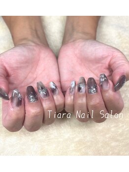 ティアラ(Tiara)/持ち込みデザイン