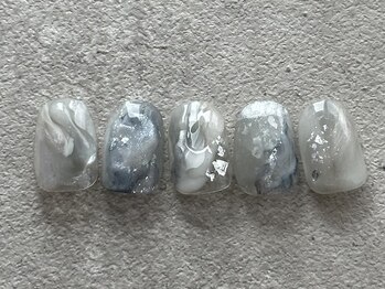 エールルーム 中目黒(aileroom)/透明感ホワイトブルー