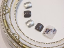 ネイルズアジュール アピタ新潟西店(Nailz Azur)の雰囲気（冬も足元を美しく！付替時オフ無料キャンペーン実施中☆）