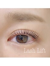 ニーナ(Nina)/Lash Lift（水餃子ロッド）