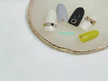 フランセス(Frances)/新作 スタッズアート
