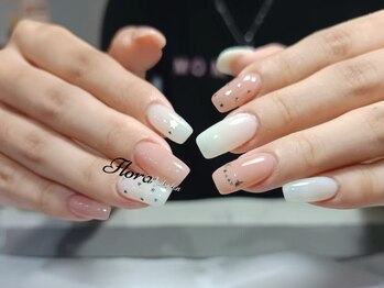 フローラネイルサロン/