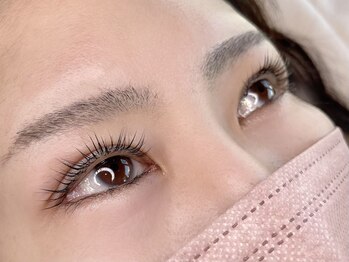 ロマ(Loma)/ラッシュリフト