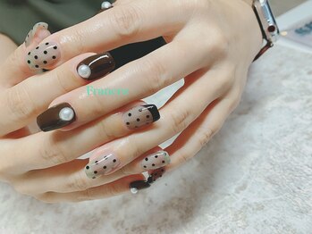 フランセス(Frances)/黒フレンチ×ドット柄