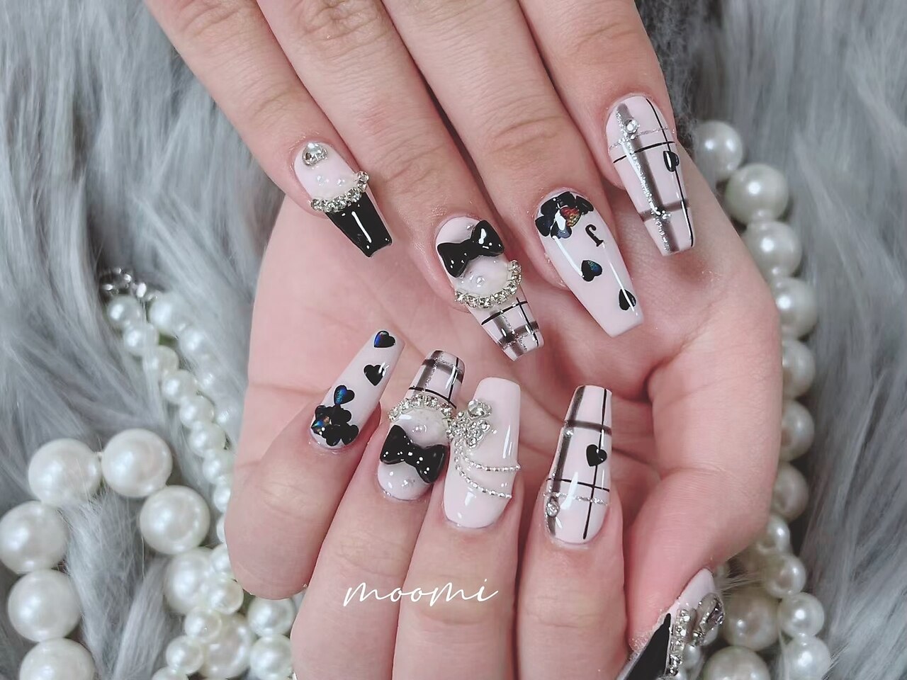 ネイルアート用具セット 黒とピンク 人気順｜ピンク/#黒マットのネイルデザイン｜ネイルブック