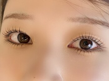 ラリュール(L'Allure)の写真/量が少ない,短い,生えグセで向きがバラバラ,逆まつ毛などのお悩み、お任せください！初めての方でも安心◎