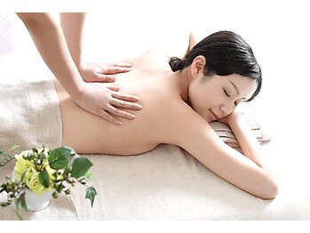 満芳庭 高田馬場 下落合店の写真/《AM8:30~深夜2時まで》寒い冬でも芯からポカポカ♪【発熱性☆生姜よもぎオイル+よもぎ蒸し110分 ¥8800】