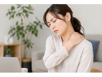 ぷらちな整骨院の写真/深部のこりまで届く美骨整体で“首肩美人”気になる肩の盛り上がりもなだらかに。直後からスッキリ体感◎