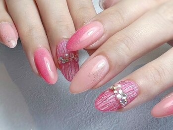 エイチ(h)/【大人可愛いネイル】