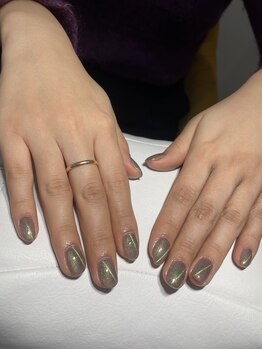 ジョリ チュン(JOLIE TRUONG)/