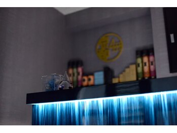 京都フォーエイチ(京都4H)/フロント