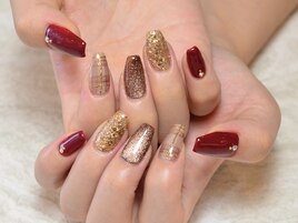 大人の秋チェック柄ネイル