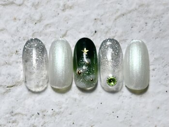 クリスマスツリーネイル