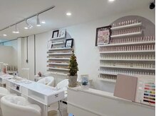 バピュネイルの雰囲気（800色のカラーと最新トレンドを押さえたデザイン・パーツ♪）