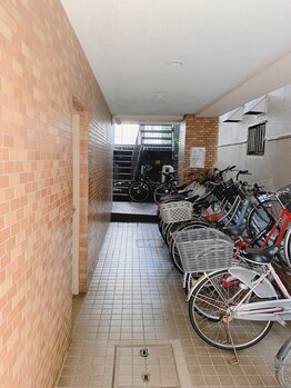 ケースマイル カワサキ(K-Smile Kawasaki)/お店までの道順 12 『入口後』