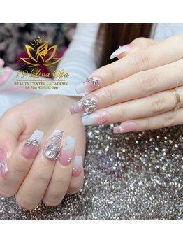 リナスパ(79LINA SPA)/