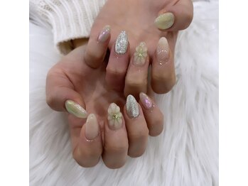 レジアント(Rediant)/お花ネイル