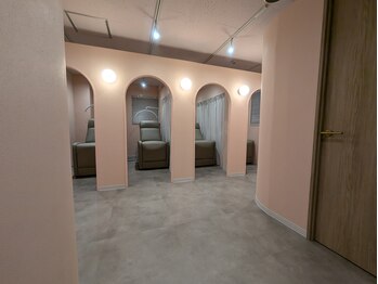 リュクス 蒲田店(Luxe)/くつろげるかわいい半個室