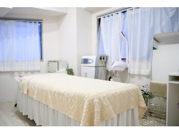 アザレア 新宿店(AZALEA)/新宿/韓国肌管理/小顔