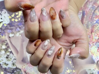 イビズ 新宿店(eviz)/べっ甲 ミラーネイル