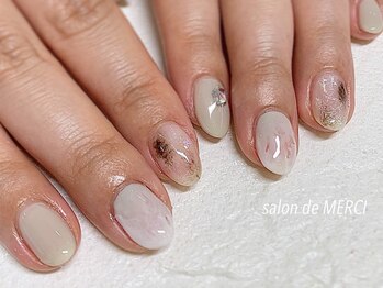 サロン ド メルシー(Salon de MERCI)/ニュアンスネイル☆