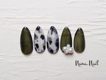 ナナネイル(Nana.Nail)/ホワイトべっ甲ネイル