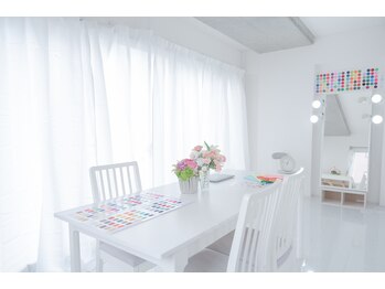 リリーボーテ(LILY BEAUTE)/パーソナルカラー診断/骨格診断