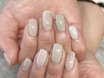 ネイルサロン ミル(Mille)の写真/オフィスにもOKなシンプル・上品・オシャレなデザインはお任せください☆美しい指先を実現します！