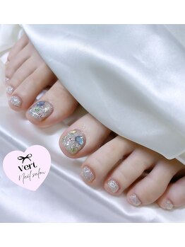 フットワンホン親指２本デザイン