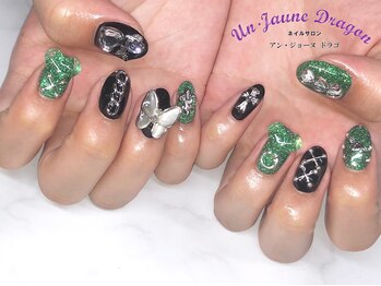 アン ジョーヌドラゴ/【自爪ネイル】ゴテゴテネイル