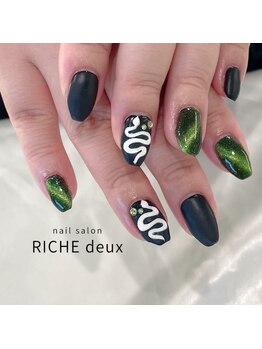 リッシュ ドゥ(RICHE deux)/ハロウィンパイソンネイル!