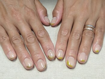 ケイアイエムネイル(KIM nail)/変形ニュアンスフレンチ♪