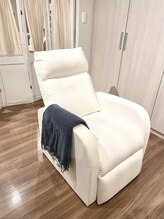 ホワイトアイ 栄店(WHITE EYE)/