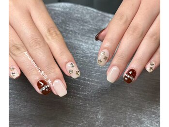 定額トレンドニュアンスネイル